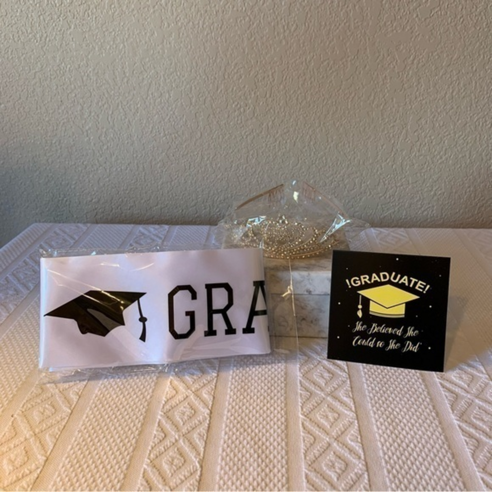 NIB Graduate Tierra RoseGold‎ With Rhinestones Grad includes Graduate Stash